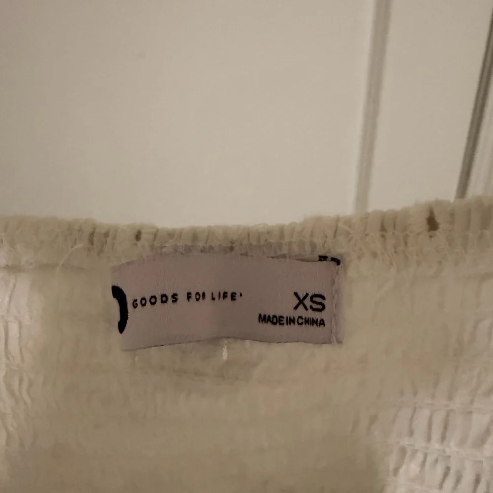 White Eyelet Ruffle Top - Picture 2 of 2